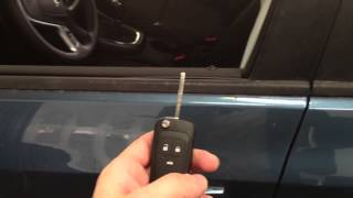 Доводчик стекол CWM-300 на Opel Astra J 2013 года