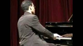 Alvaro Siviero plays Edward Elgar