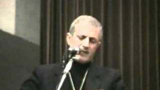 "La carezza di Dio": intervento di don Tonino Bello