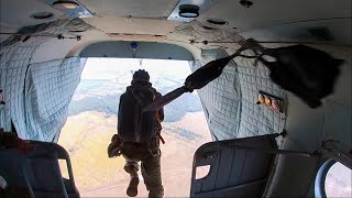 Учебно-тренировочные прыжки участников конкурса «Десантный взвод»