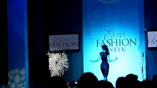 Стриптиз или бурлеск шоу секси Хелен Даймонд. Estet fashion week. Striptease show from Russian girl