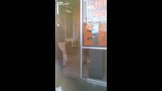 Two Gangsters Engage In RAGE Fight!!