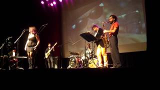 Emma Pardo  En Centro Cultural Munro 12-05-2017