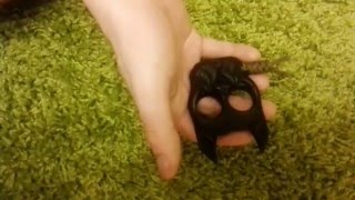 Кастет-брелок с Алиэкспресс