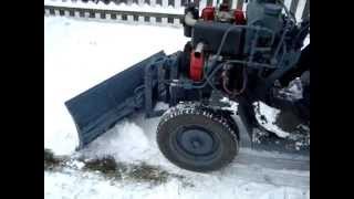 Самодельный трактор Отвал для уборки снега / Eigenbau Traktor mit schnee Schaufel/ Homemade tractor
