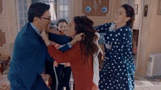 في مشهد صعب ... كمال يضرب وفاء بعنف شديد أمام أولادها .. مع ام ضد ضرب الزوجات! #الطوفان