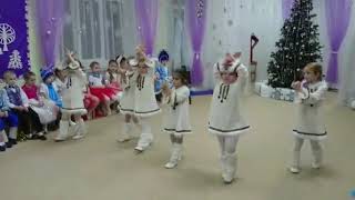 Очень красивый танец !!! Детские утренники . Танцы народов мира для детей .
