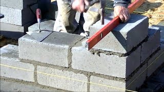 Building a house step by step. Full HD.  6-11 day Bricklaying foundation walls.