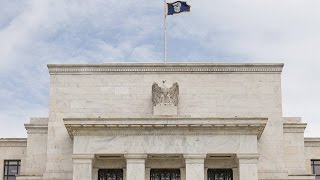 Simply Fine to Fight the Fed, Buy Banks Says Commonwealth Financial CIO