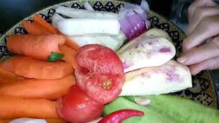 كسكس باللحم الراس الغنمي  و الخضر بطريقة  سهلة  لذيذ