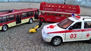 видео про машинки для детей машина скорой помощи игрушки для мальчиков мультики про машинки
