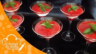Copa de fresas y yogurt