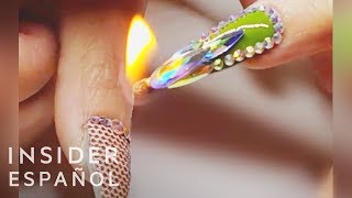 Este artista de uñas le prende fuego a tu manicura, ¡y más!