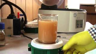 Plastic pyrolysis oil bleaching.