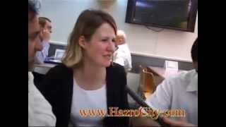 Ismail Shahid in UK funny singing Quali very funny