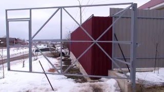 самодельный привод ворот из домкрата и шуруповерта часть1