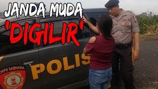 JANDA Muda 'Digilir' 8 Pria di Semak semak!