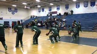 @RocketCountry New Haven players stretch before regional game vs Osborn at Yale #classb #MHSAA @MIPr