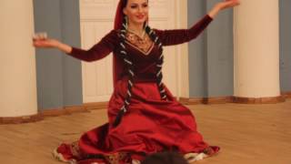 Азербайджанский  танец - Мирзаи (Зарина Чельдиева 13.05.201)
