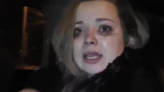 В Кирове сотрудники ДПС задержали пьяную, голую девушку
