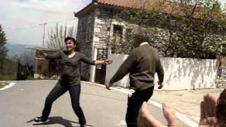 Ο ΕΟΡΤΑΣΜΟΣ ΤΟΥ ΑΓΙΟΥ ΓΕΩΡΓΙΟΥ ΣΤΗΝ ΣΑΡΑΚΙΝΑΔΑ  ΝΑΤΑ ΚΑΙ ΤΑ ΖΕΜΠΕΚΙΚΑ  25 4 2011