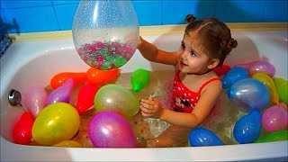 Лопаем шарики с ОРБИЗ и СЮРПРИЗАМИ Bursting balloons ORBIZ with a surprise