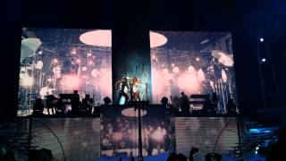 Britney Spears - hold it against me - Ukraine LIVE 2011 Kiev September 27, HD!