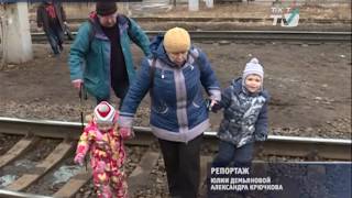 Противостояние железнодорожников и пассажиров развернулось на платформе "Александровская"