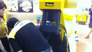 Intermach 2012 : Parker Hannifin Thailand Crimp Machine