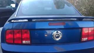 2005-2009 Ford Mustang Sun Visor and Dome Light Removal