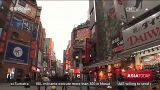 Chinese New Year: Japanese sellers adopt Chinese sales methods
