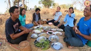 กินข้าวปุ้นน้ำยากบย่างปลาย่าง หอมๆ!! ฝีมือแม่วันศีล มาเด้อๆพี่น้องแซ่บหลายๆ!!