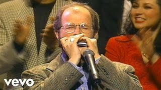 Bill & Gloria Gaither - God Is With Us [Live] ft. Buddy Greene