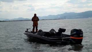 10/03/11 Mercury Verado300 4スト燃費いいよ Bass fishing in Lake Biwa Japan