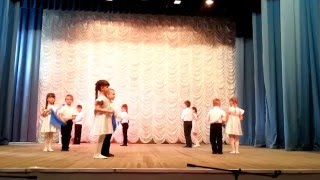 "Синий платочек" (хореография - инструктор по физвоспитанию Филатова А.А.)