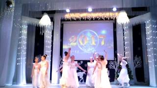 танец снежинок ( ансамбль Родничок)