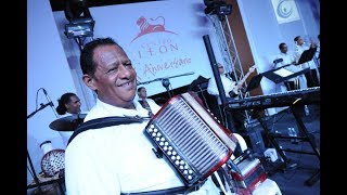RAFELITO ROMAN En Vivo Por La Raya (2010)