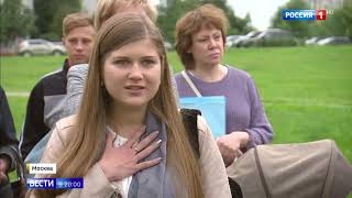 В Митино над домами летают самолеты