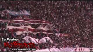 "Ohh yo te quiero, no me importa nada" - http://www.riverplate.com