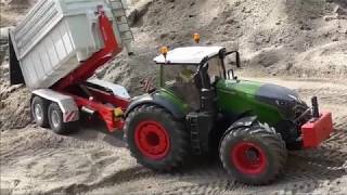 ML-Tec Fendt 1050 mit Volumen Mulde in der Sandgrube
