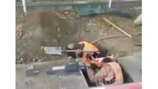 Стреляют с отбойного молотка!