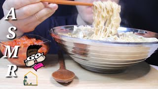 순대만두 사리곰탕면
사리곰탕면에 순대만두를 곁들이
최상의 콜라보레이션 ?
뜨끈뜨끈한 크리스마스 보내세요?