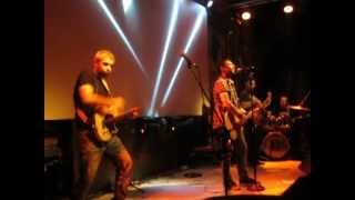 Κίτρινα Ποδήλατα - Τώρα σιωπή - Βόλος Vox music stage 2/3/13