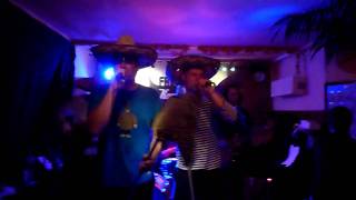 Schall & Rauch LIVE "Pferde machen Wiiieeehahaha..:-)"  @  Freundlich und Kompetent / Hamburg