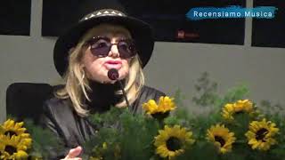Rita Pavone a Sanremo 2020 con "Niente (resilienza 74)" - INTERVISTA