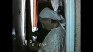 Жители поселка Ленинкент на мавлиде в 1992 году.