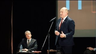 Зюганов призвал доверенных лиц активно работать с избирателями