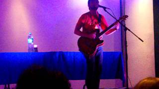 Darkar canta 'El Chancro Voraz'