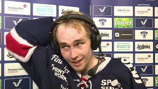 Juho Virtanen voitokkaan Peliitat-matsin jälkeen