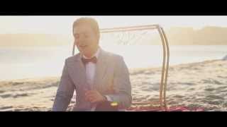 Nos detalhes - Leandro Borges (Clipe Oficial)